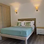 Mit 6 Schlafzimmern- Familie- Gruppen- Strand- Pool- Garten By Interhome البوفيرا