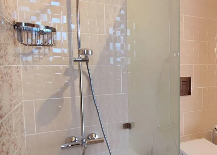 Holiday home Mit 6 Schlafzimmern- Familie- Gruppen- Strand- Pool- Garten By Interhome *