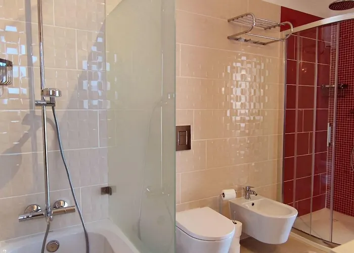 Holiday home Mit 6 Schlafzimmern- Familie- Gruppen- Strand- Pool- Garten By Interhome *