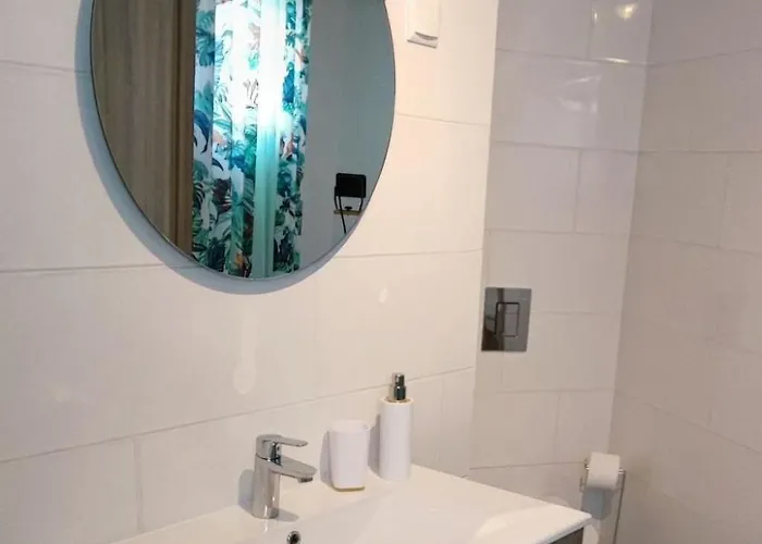 Holiday home Mit 6 Schlafzimmern- Familie- Gruppen- Strand- Pool- Garten By Interhome