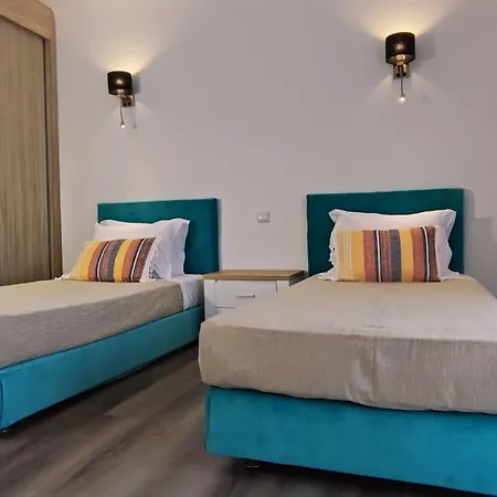 Mit 6 Schlafzimmern- Familie- Gruppen- Strand- Pool- Garten By Interhome Holiday home