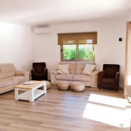 Holiday home Mit 6 Schlafzimmern- Familie- Gruppen- Strand- Pool- Garten By Interhome Albufeira