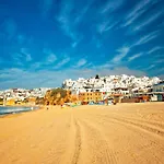 Vakantiehuis Mit 6 Schlafzimmern- Familie- Gruppen- Strand- Pool- Garten By Interhome Albufeira